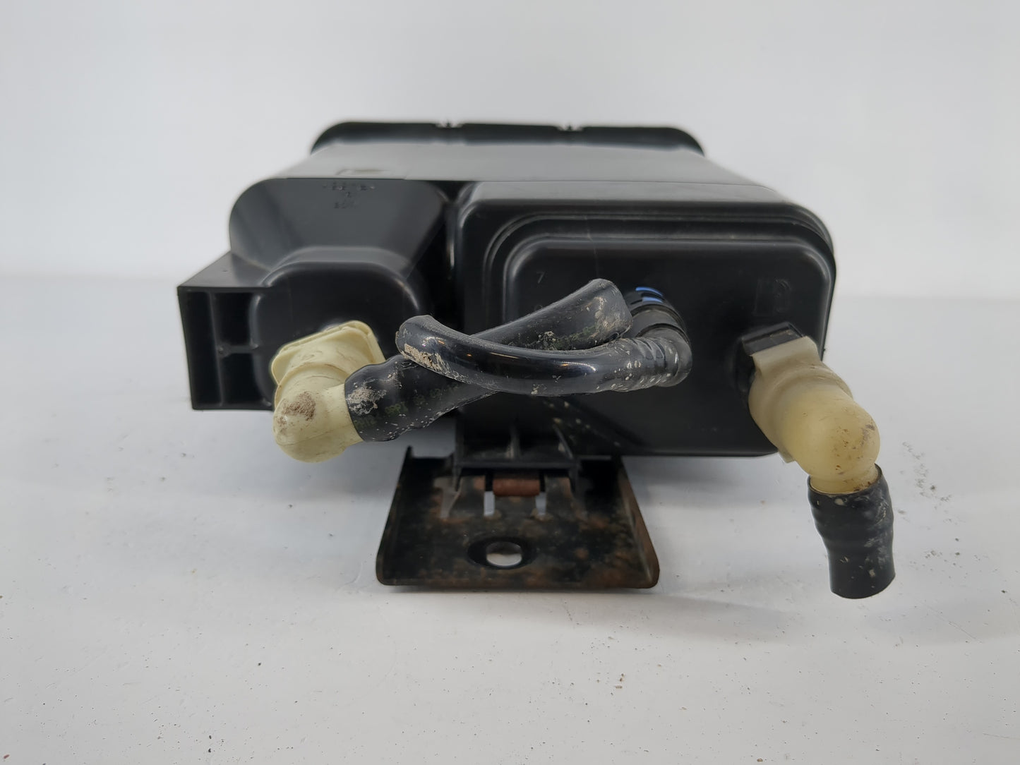 2012 Chevrolet Silverado 1500 Fuel Vapor Charcoal Canister 1114950 - Oemusedautoparts1.com