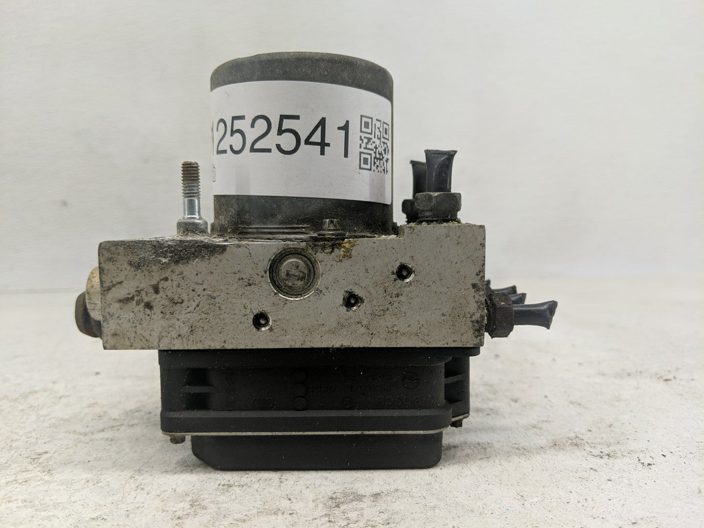 2009-2013 Chevrolet Silverado 1500 ABS Pump Control Module Replacement Fits Fits 2009 2010 2011 2012 2013 2014 OEM Used Auto