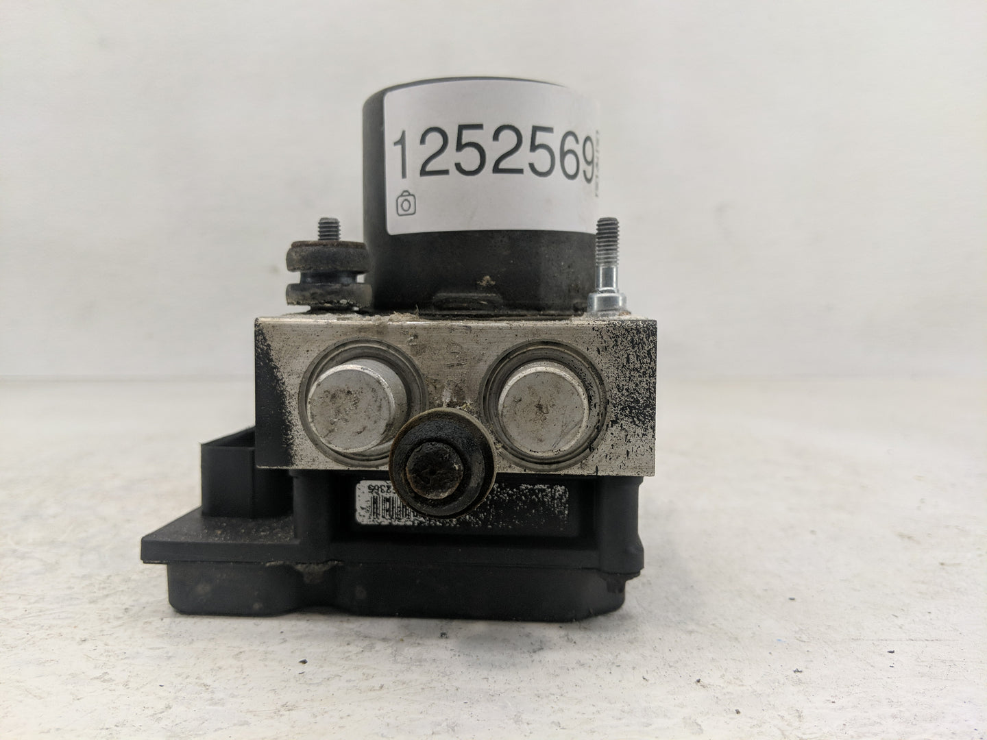 2009-2013 Chevrolet Silverado 1500 ABS Pump Control Module Replacement Fits Fits 2009 2010 2011 2012 2013 2014 OEM Used Auto