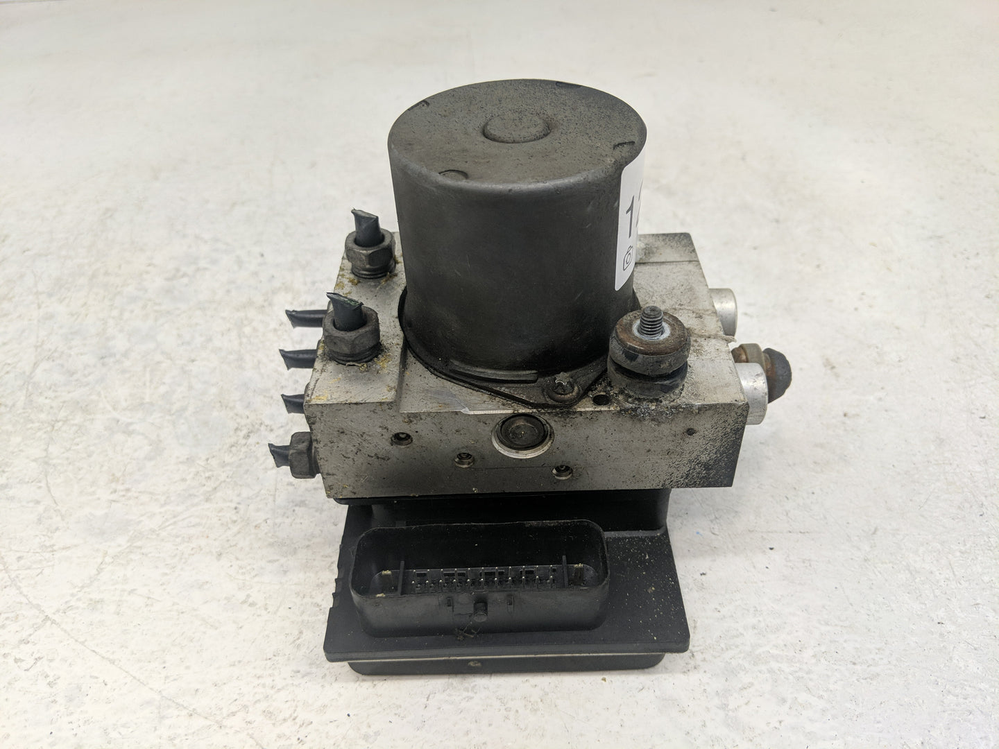 2009-2013 Chevrolet Silverado 1500 ABS Pump Control Module Replacement Fits Fits 2009 2010 2011 2012 2013 2014 OEM Used Auto