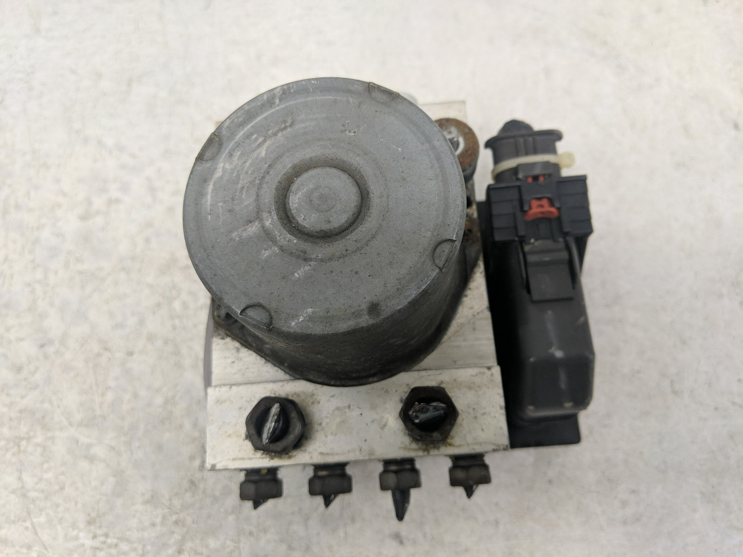 2009-2013 Chevrolet Silverado 1500 ABS Pump Control Module Replacement Fits Fits 2009 2010 2011 2012 2013 2014 OEM Used Auto