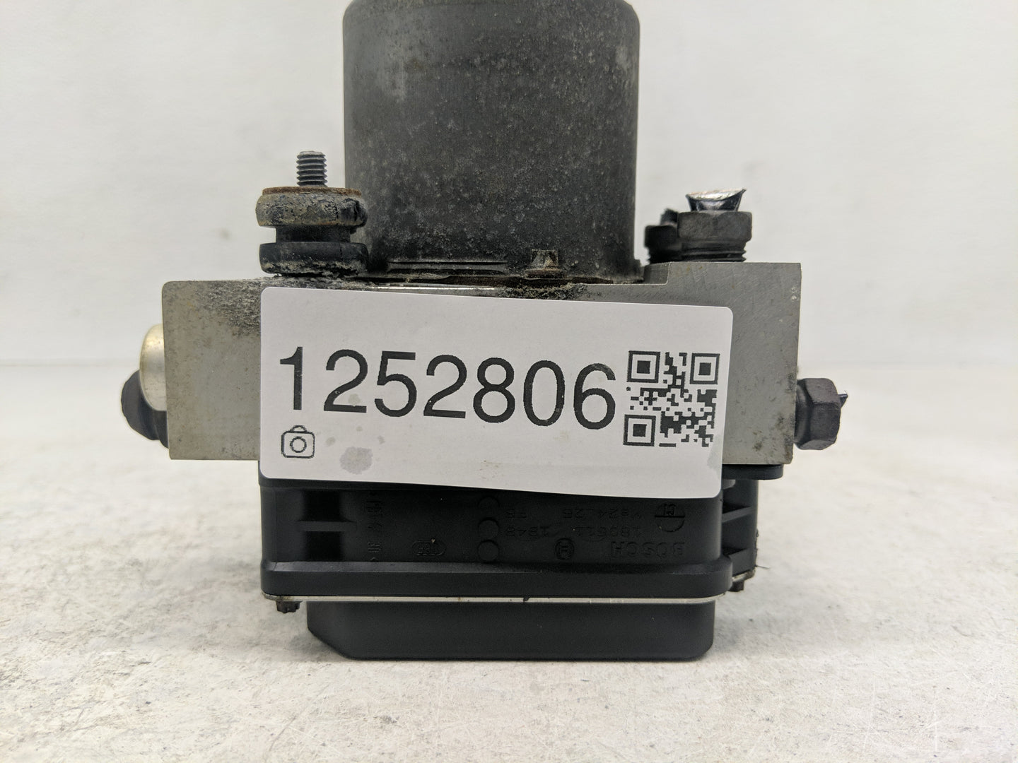 2009-2013 Chevrolet Silverado 1500 ABS Pump Control Module Replacement Fits Fits 2009 2010 2011 2012 2013 2014 OEM Used Auto