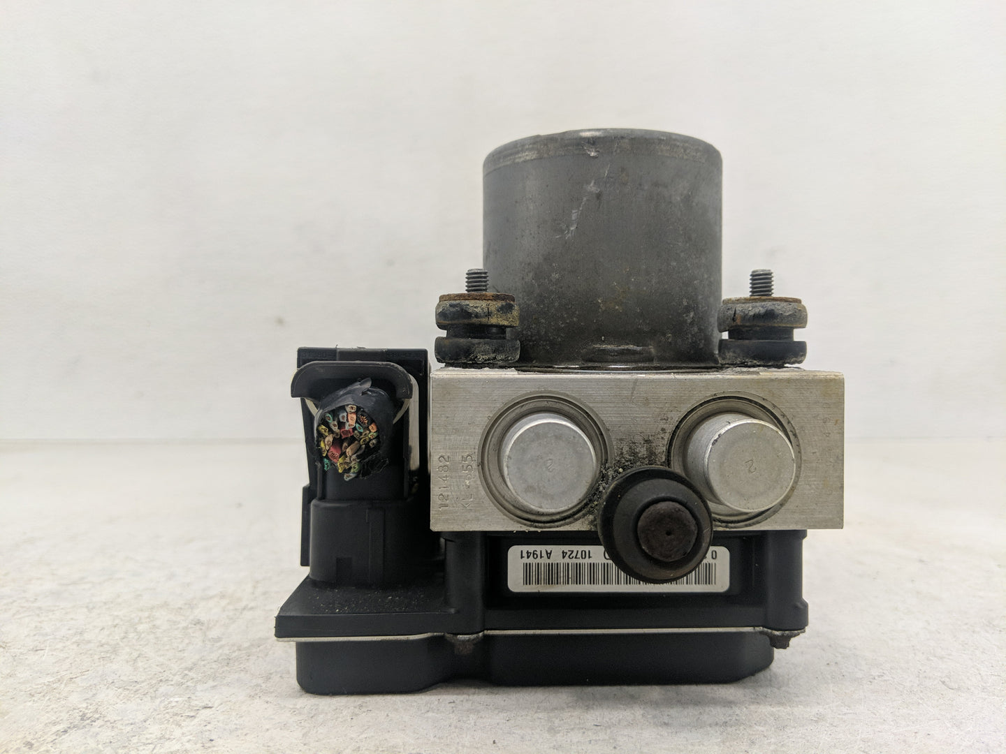 2009-2013 Chevrolet Silverado 1500 ABS Pump Control Module Replacement Fits Fits 2009 2010 2011 2012 2013 2014 OEM Used Auto