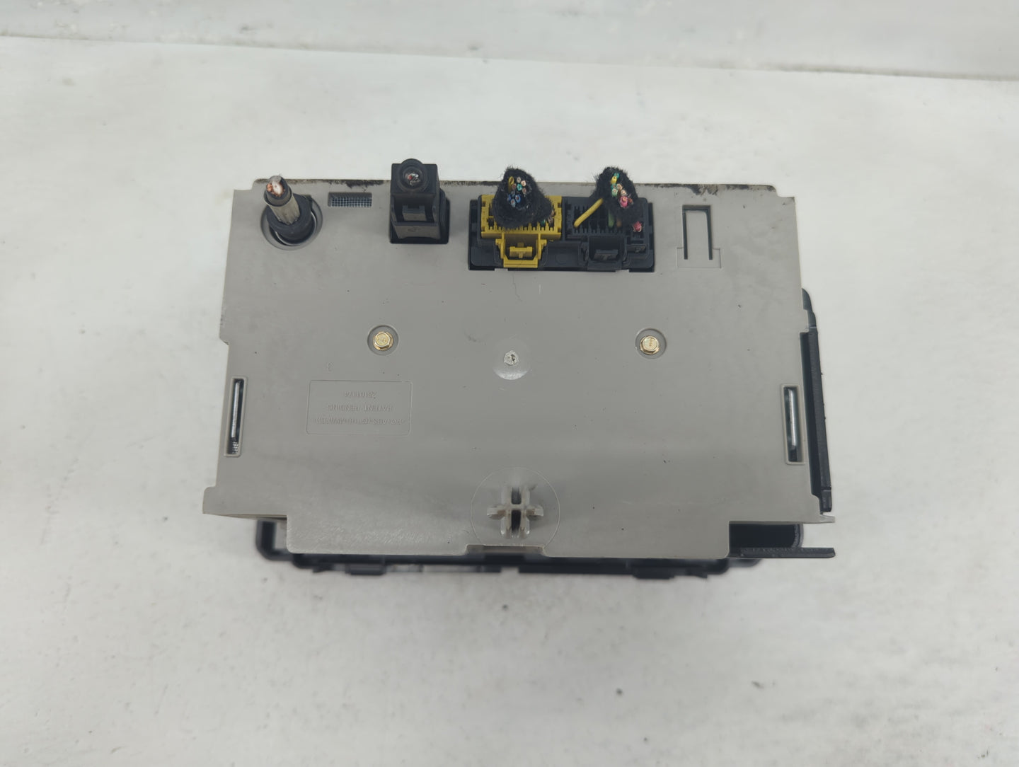 2010-2013 Chevrolet Silverado 1500 Radio AM FM Cd Player Receiver Replacement P/N:20934593 Fits OEM Used Auto Parts - Oemuse