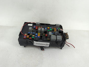 2010-2013 Chevrolet Silverado 1500 Fusebox Fuse Box Panel Relay Module Fits Fits 2010 2011 2012 2013 OEM Used Auto Parts - O