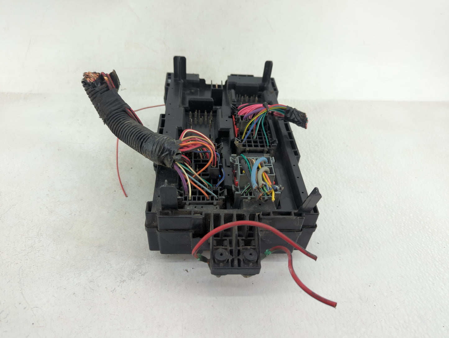 2010-2013 Chevrolet Silverado 1500 Fusebox Fuse Box Panel Relay Module Fits Fits 2010 2011 2012 2013 OEM Used Auto Parts - O