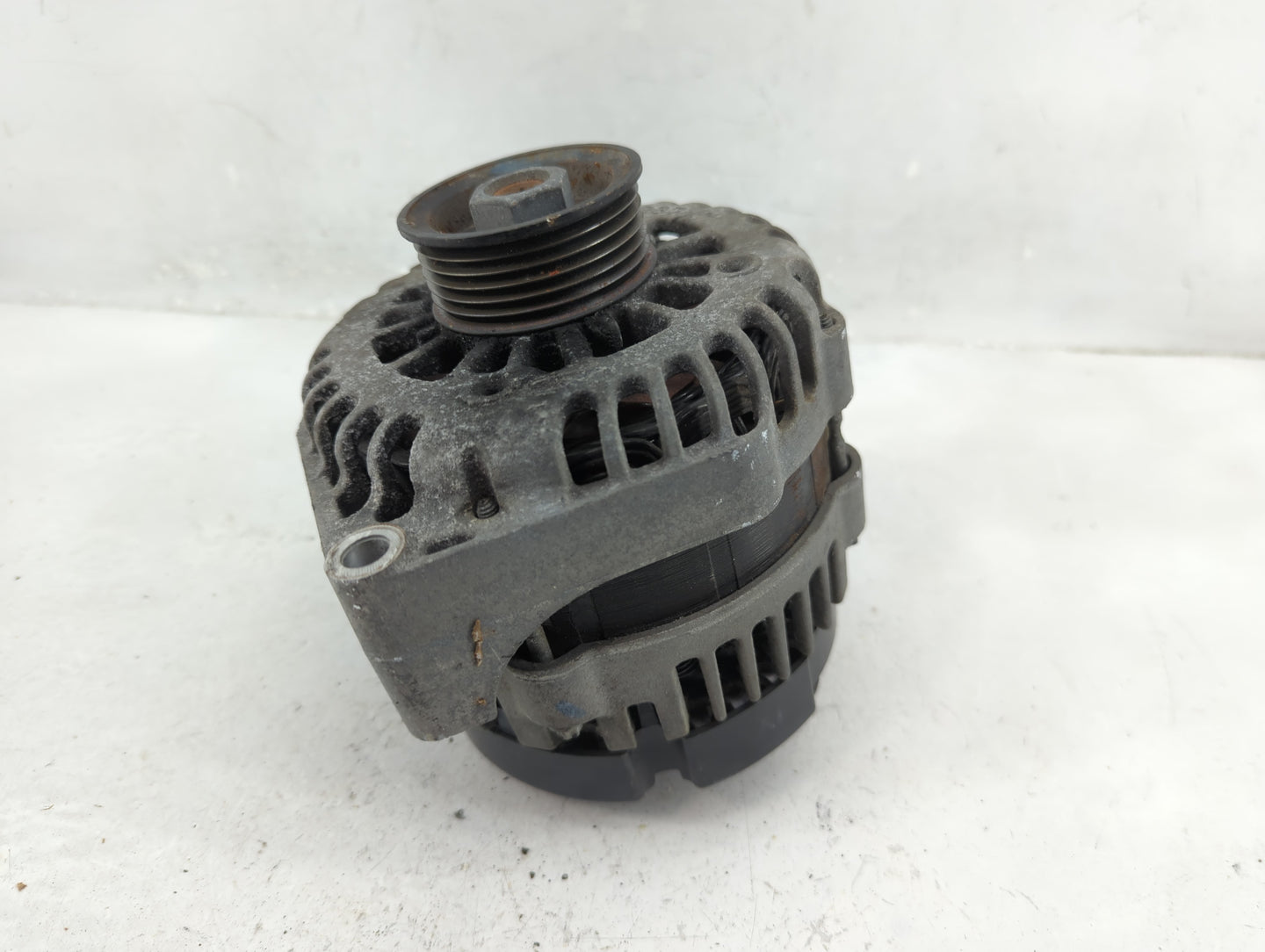2007-2013 Chevrolet Silverado 1500 Alternator Replacement Generator Charging Assembly Engine OEM P/N:20881337 Fits OEM Used 