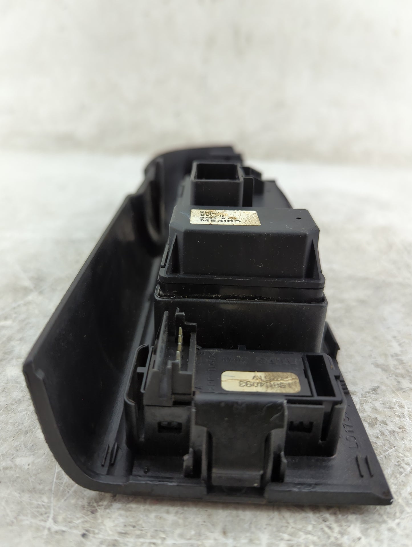 2012 Chevrolet Silverado 1500 Master Power Window Switch Replacement Driver Side Left P/N:20922511 Fits OEM Used Auto Parts 