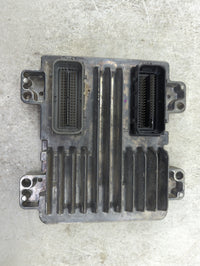 2010-2013 Chevrolet Silverado 1500 PCM Engine Control Computer ECU ECM PCU OEM P/N:12633238 AAF7 Fits OEM Used Auto Parts - 