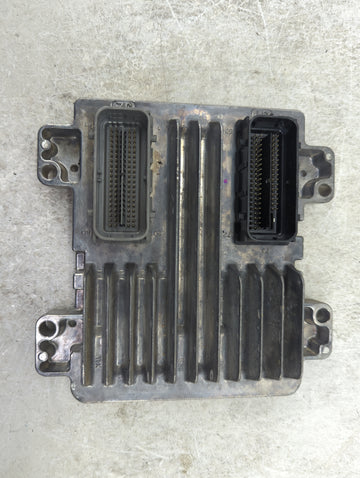 2010-2013 Chevrolet Silverado 1500 PCM Engine Control Computer ECU ECM PCU OEM P/N:12633238 AAF7 Fits OEM Used Auto Parts - 