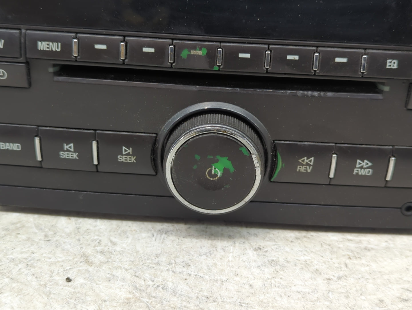 2007-2013 Chevrolet Silverado 1500 Radio AM FM Cd Player Receiver Replacement P/N:20934592 28256325 Fits OEM Used Auto Parts