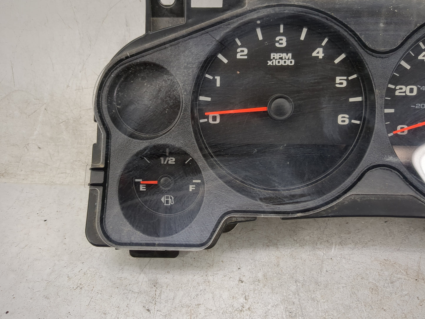 2012 Chevrolet Silverado 1500 Instrument Cluster Speedometer Gauges P/N:20958759 28278982 Miles: Fits OEM Used Auto Parts - 