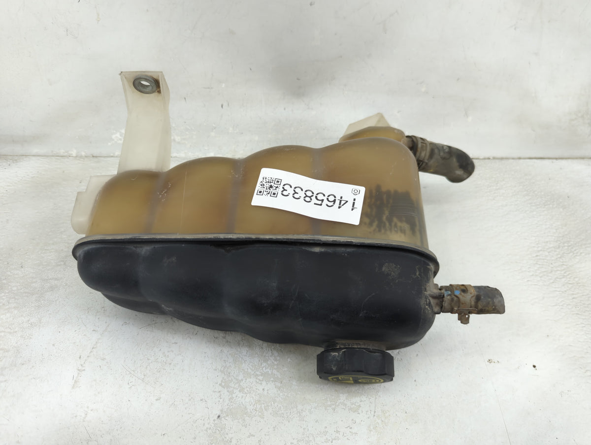 2007 Silverado 1500 Radiator Coolant Overflow Expansion Tank Bottle - Oemusedautoparts1.com