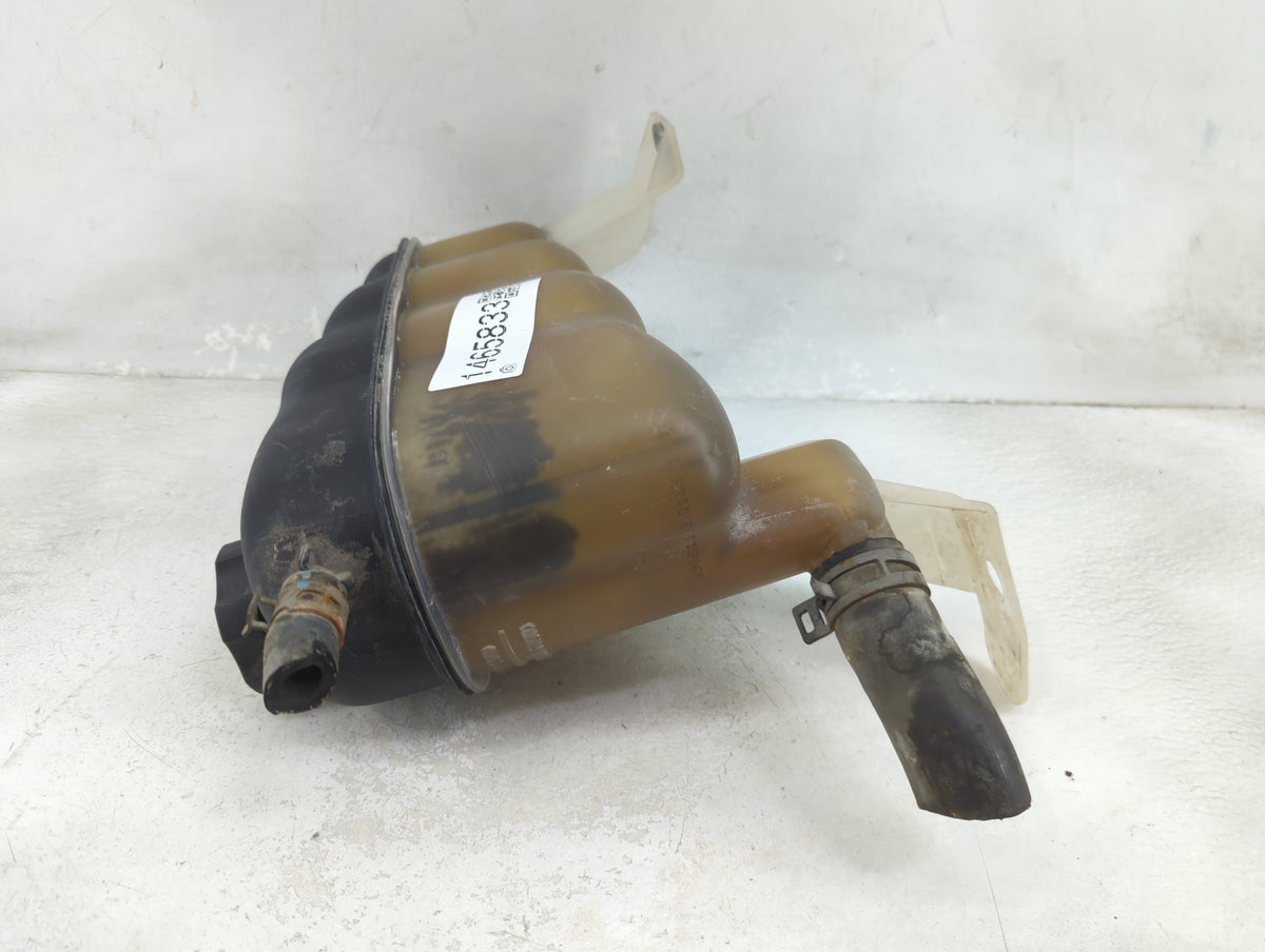 2007 Silverado 1500 Radiator Coolant Overflow Expansion Tank Bottle - Oemusedautoparts1.com