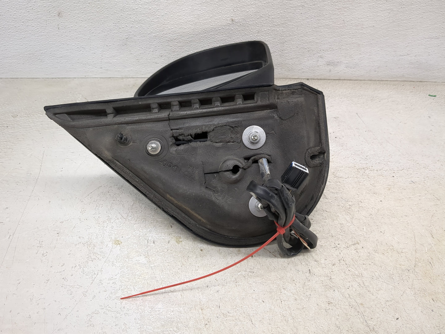 2012 Chevrolet Silverado 1500 Passenger Side View Mirror - Right Door Mirror OEM Used - Oemusedautoparts1.com