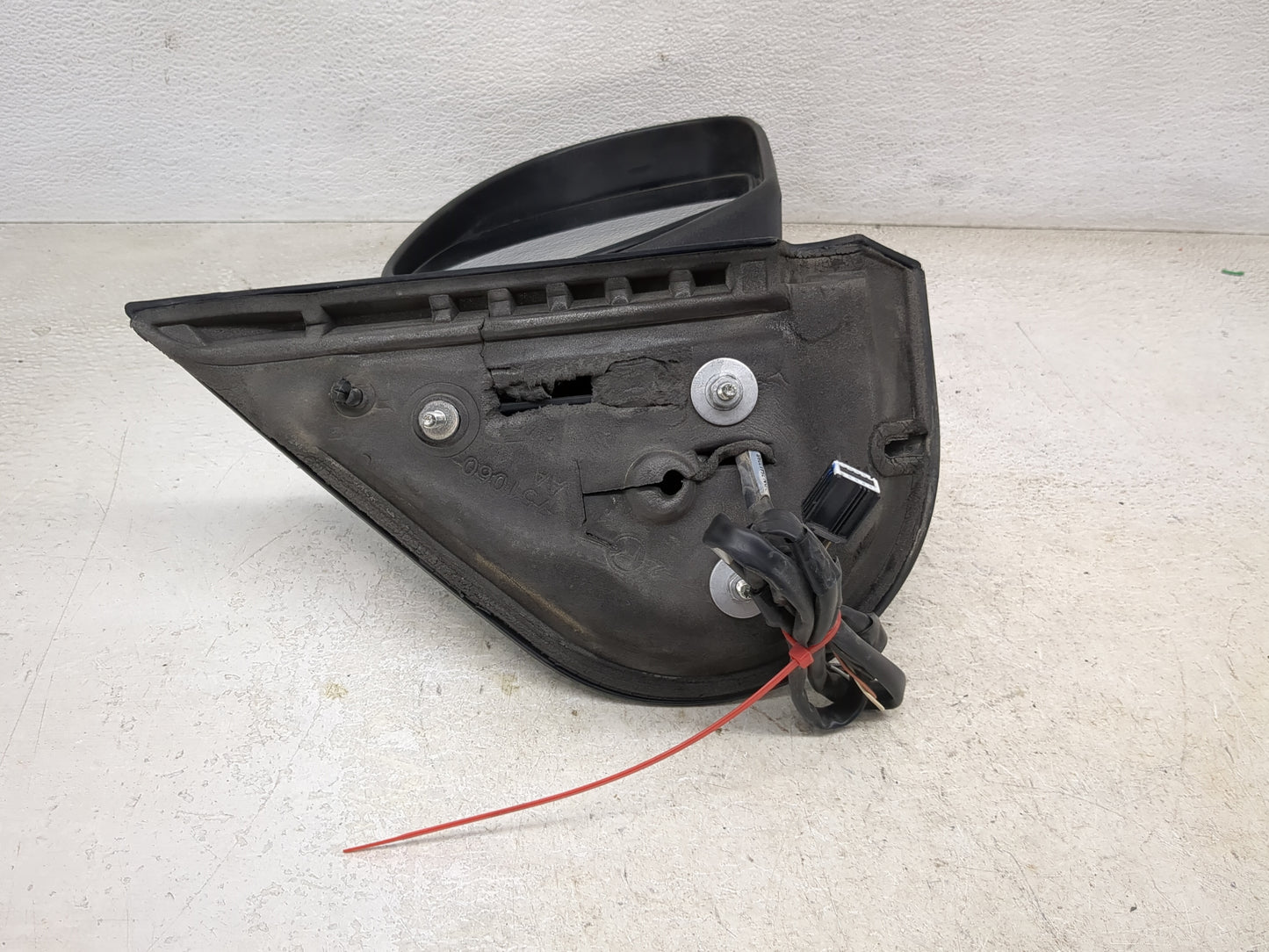 2012 Chevrolet Silverado 1500 Passenger Side View Mirror - Right Door Mirror OEM Used - Oemusedautoparts1.com