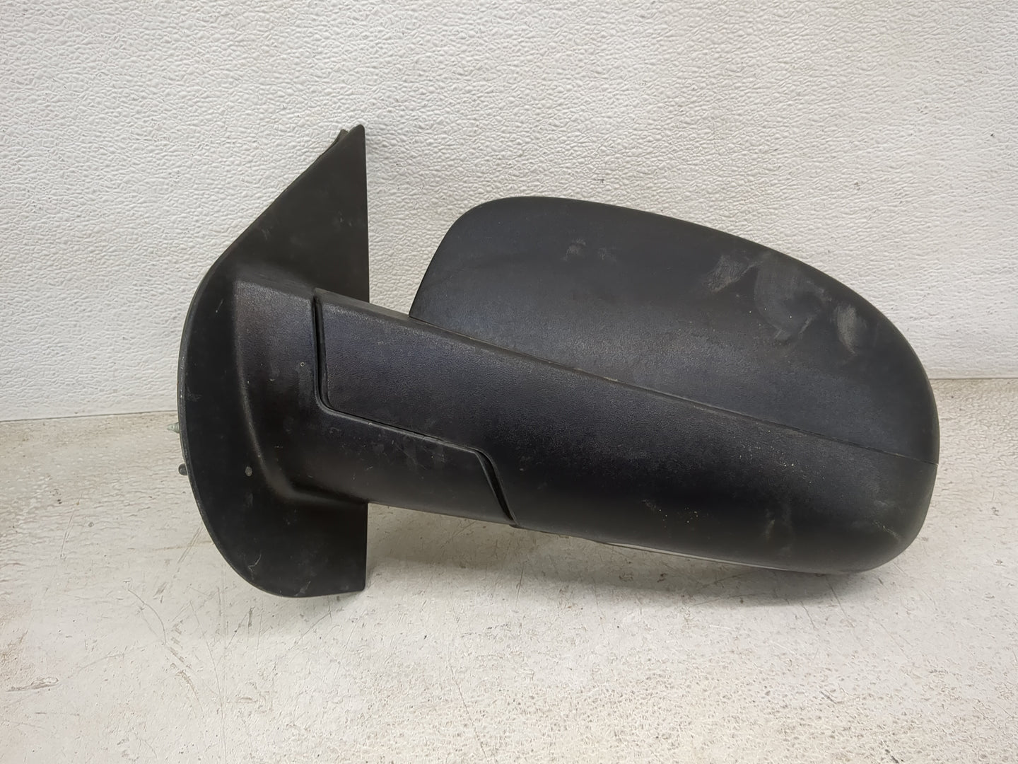2007-2013 Chevrolet Silverado 1500 Driver Side View Mirror - Left Door Mirror OEM Used - Oemusedautoparts1.com