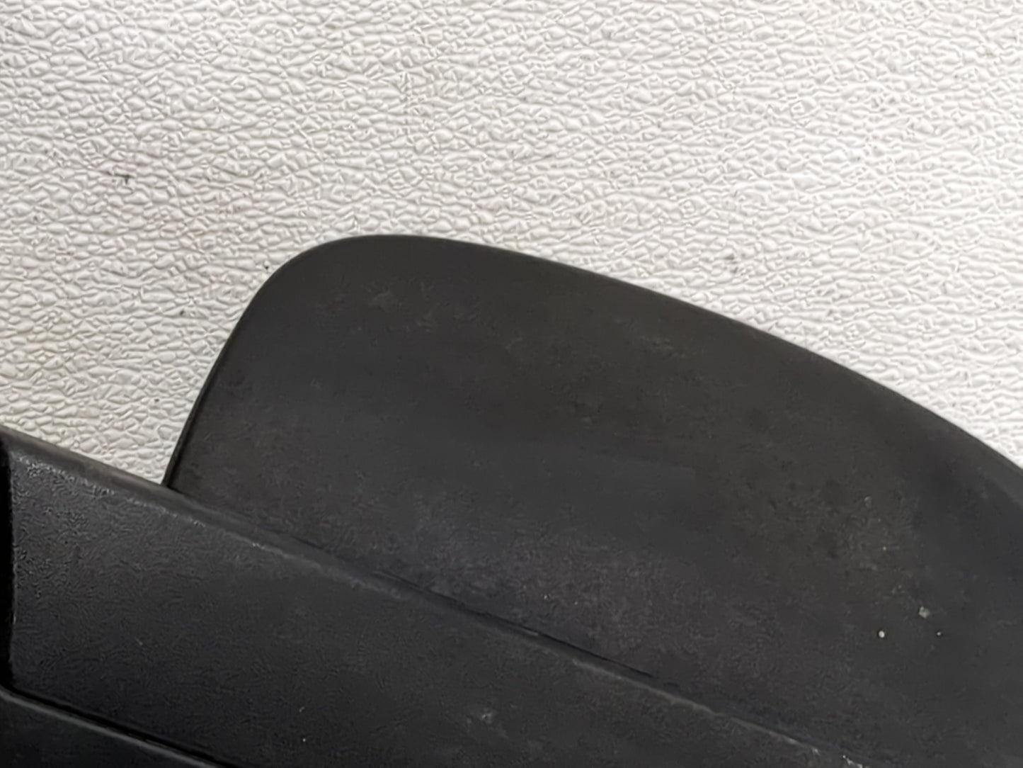2007-2013 Chevrolet Silverado 1500 Driver Side View Mirror - Left Door Mirror OEM Used - Oemusedautoparts1.com