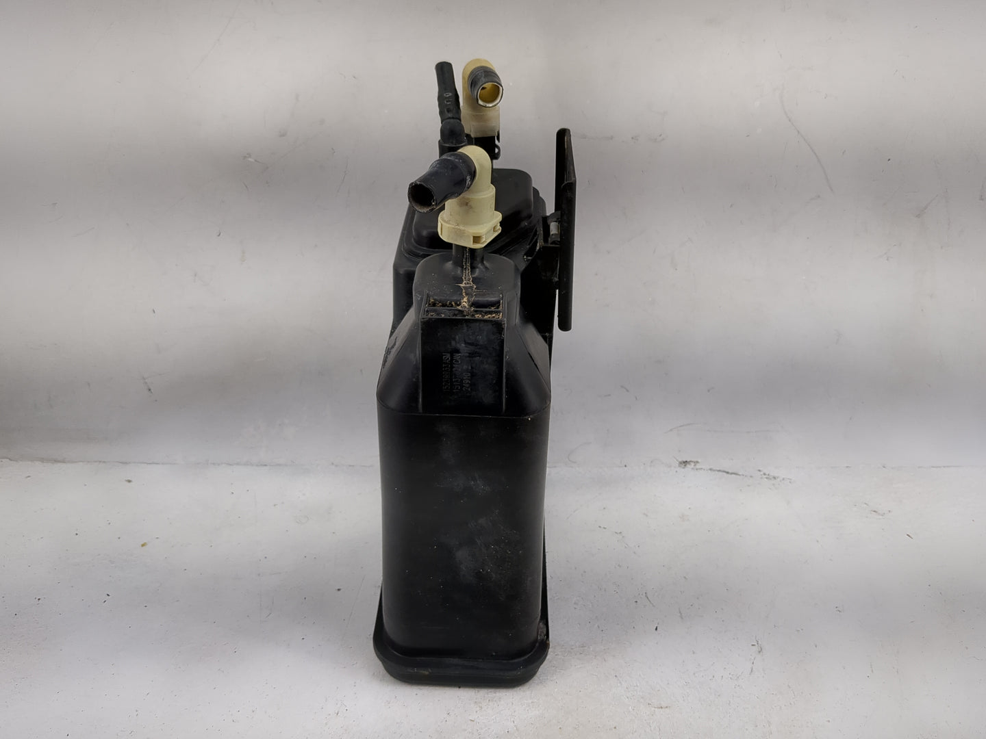 2012 Chevrolet Silverado 1500 Fuel Vapor Charcoal Canister 1479286 - Oemusedautoparts1.com