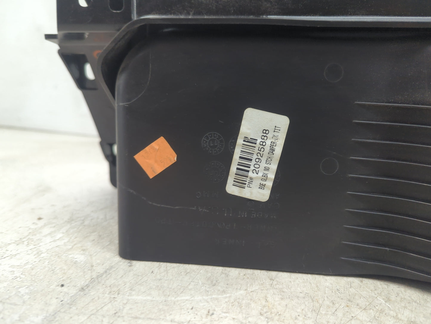 2012 Silverado 1500 Passenger Glove Box Door Storage Compartment - Oemusedautoparts1.com