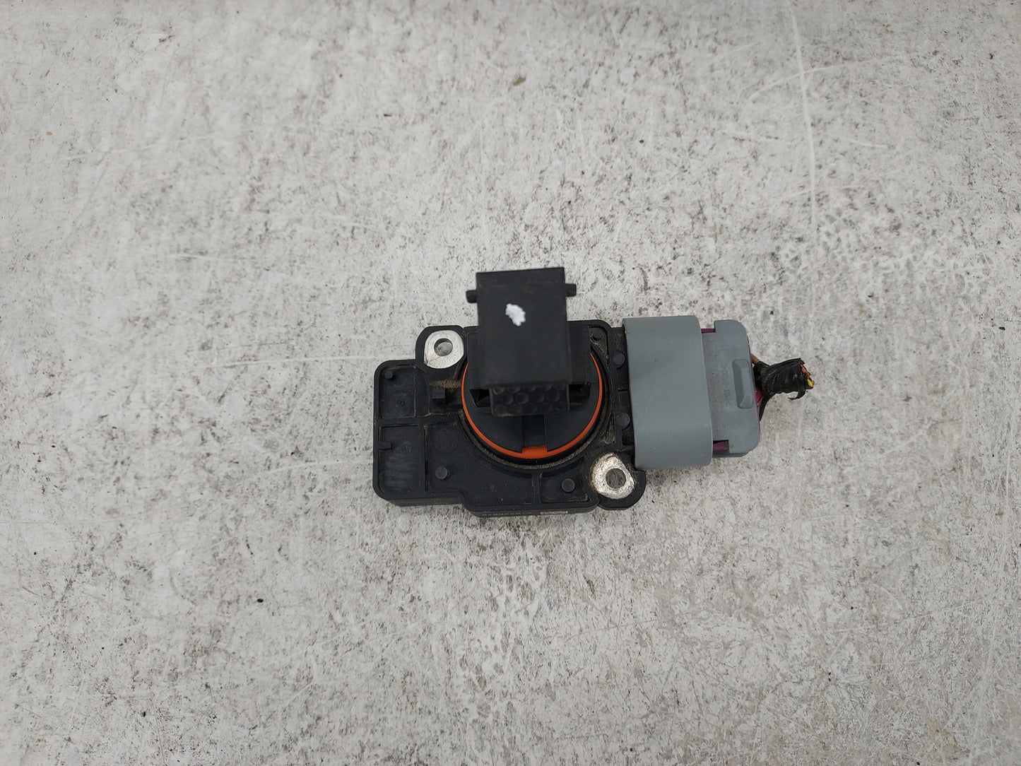 2009-2013 Chevrolet Silverado 1500 Mass Air Flow Meter Maf 1487977 - Oemusedautoparts1.com