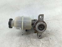 2009-2013 Chevrolet Silverado 1500 Brake Master Cylinder 1490847 - Oemusedautoparts1.com