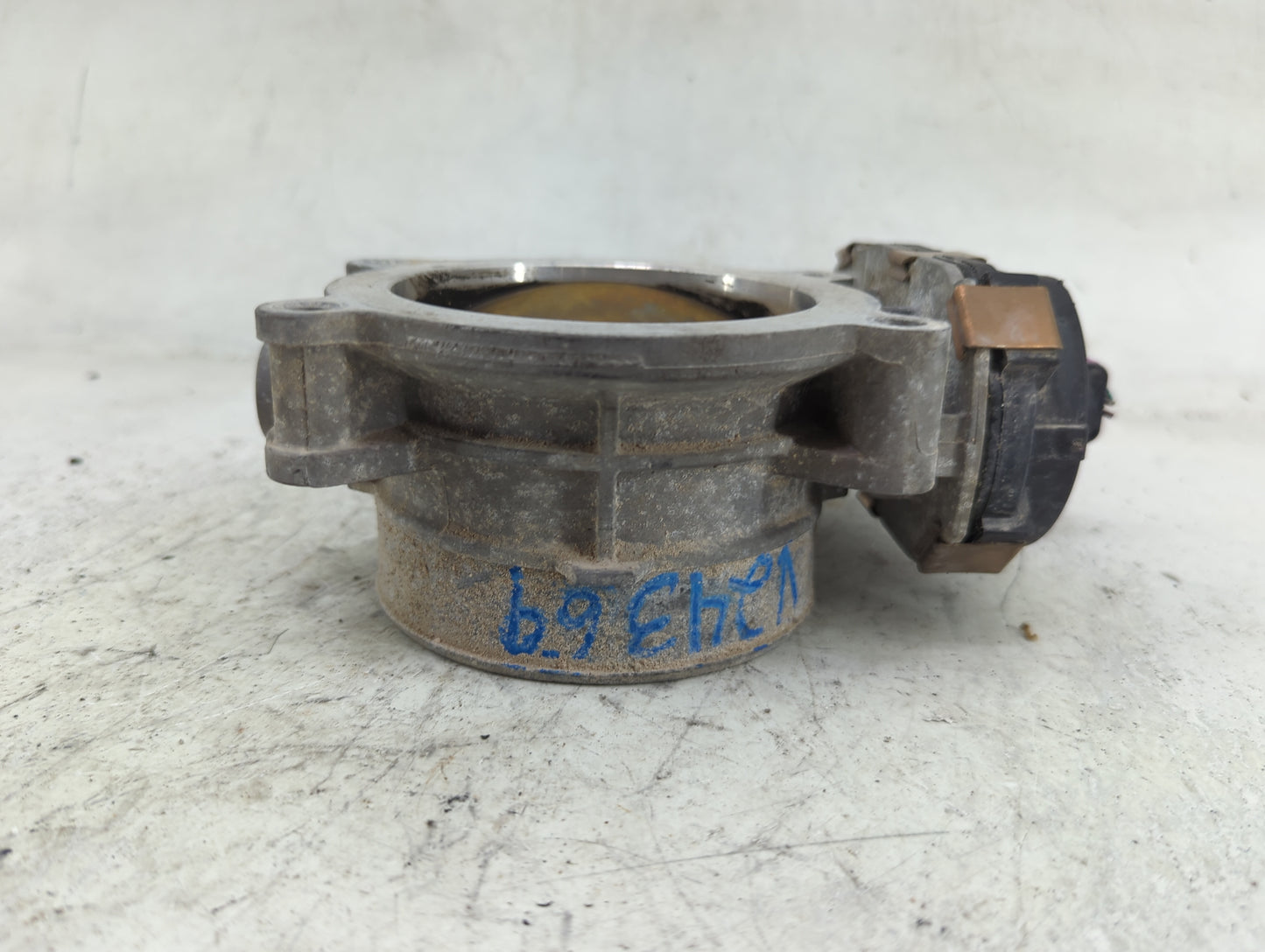 2009-2013 Chevrolet Silverado 1500 Throttle Body P/N:RME87 Fits Fits 2009 2010 2011 2012 2013 2014 2015 OEM Used Auto Parts 