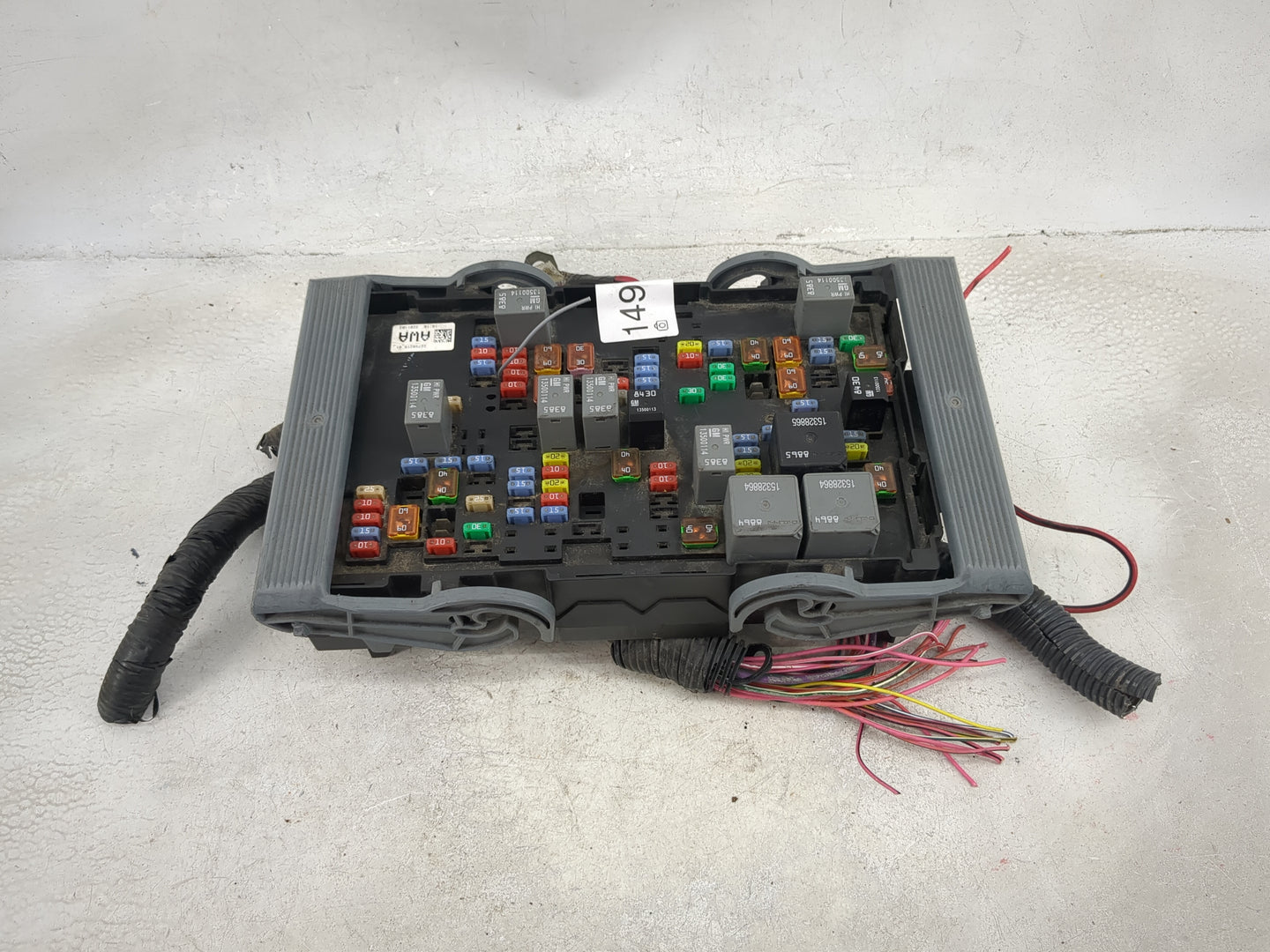 2010-2013 Chevrolet Silverado 1500 Fusebox Fuse Box Panel Relay Module P/N:22798215 Fits Fits 2010 2011 2012 2013 OEM Used A