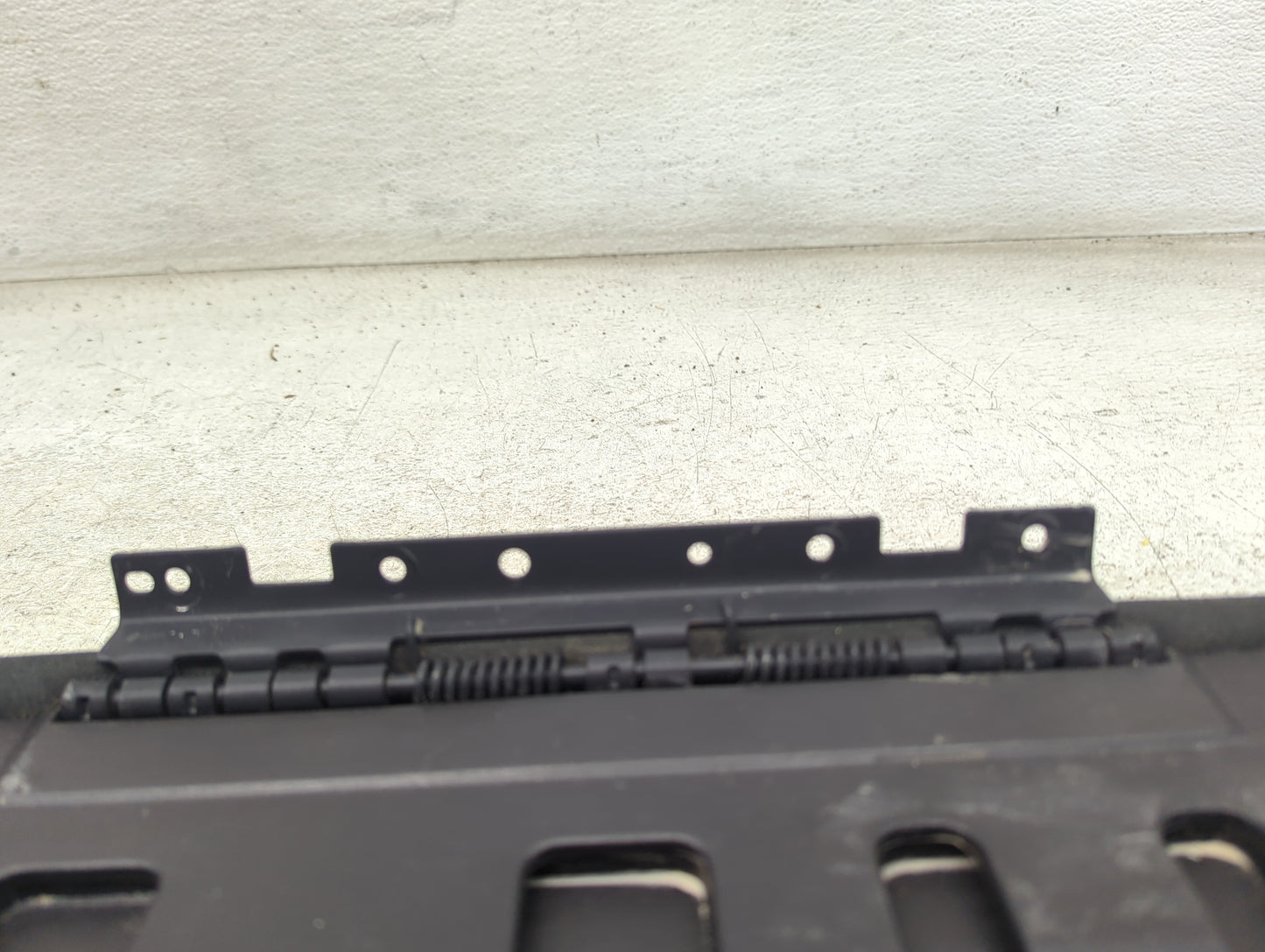 2012 Chevrolet Silverado 1500 Center Console Armrest Cover Lid Fits OEM Used Auto Parts - Oemusedautoparts1.com