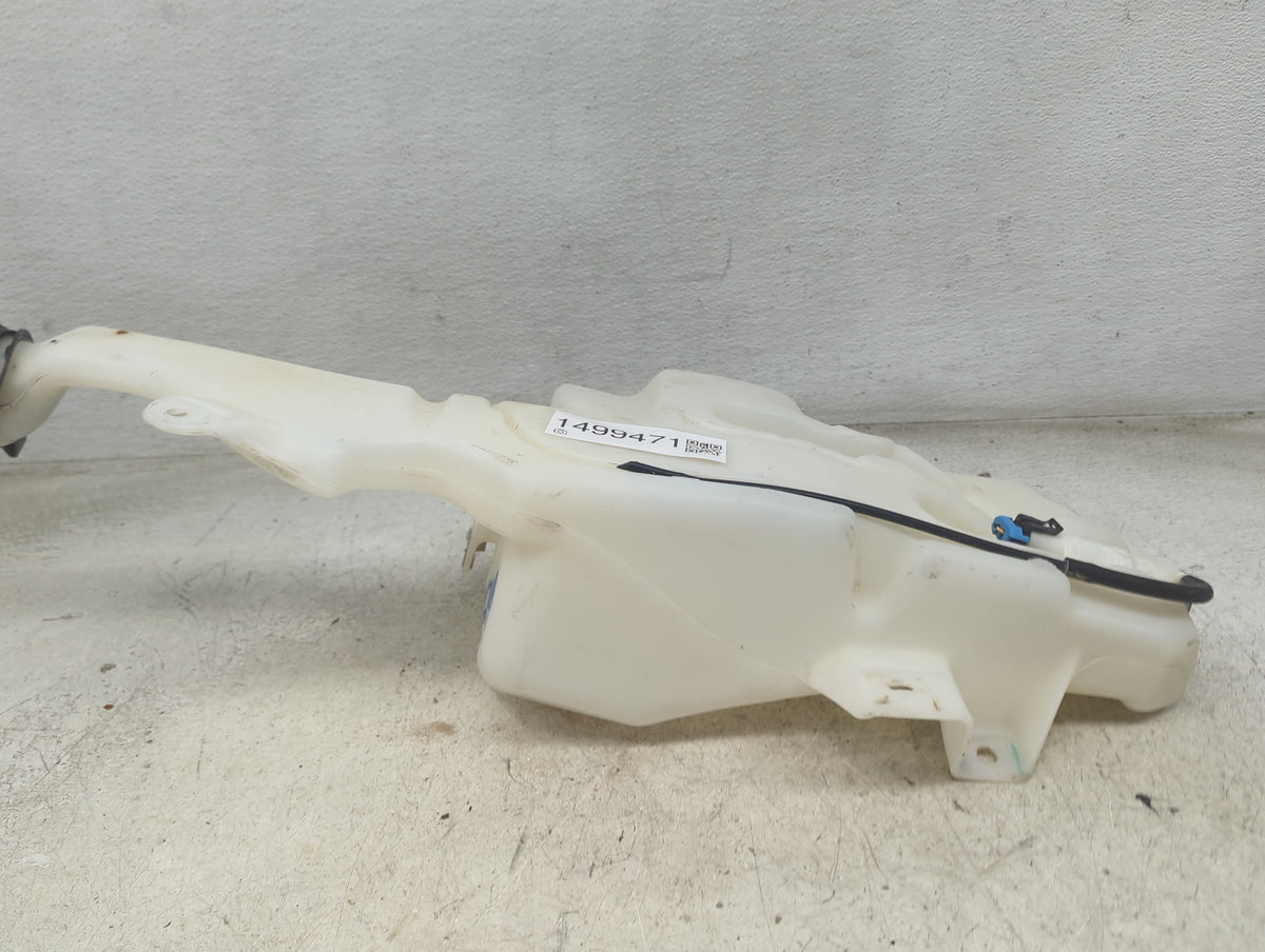 2007 Silverado 1500 Windshield Washer Fluid Reservoir Bottle Oem - Oemusedautoparts1.com