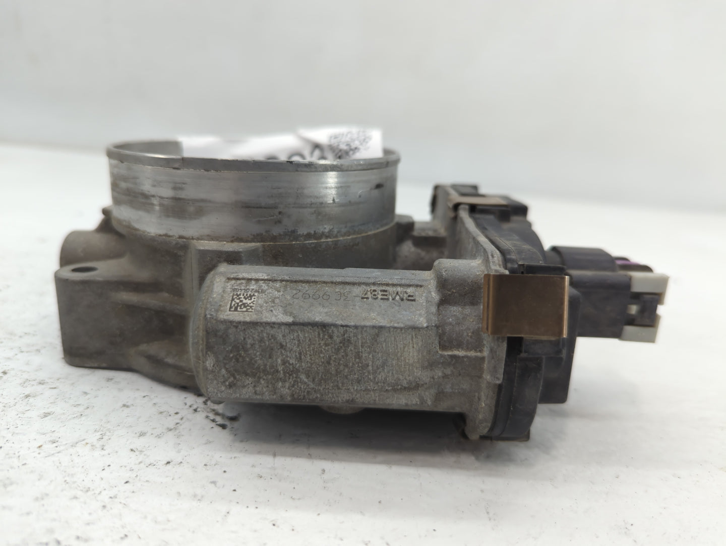 2009-2013 Chevrolet Silverado 1500 Throttle Body P/N:RME873C9992 Fits Fits 2009 2010 2011 2012 2013 2014 2015 OEM Used Auto 
