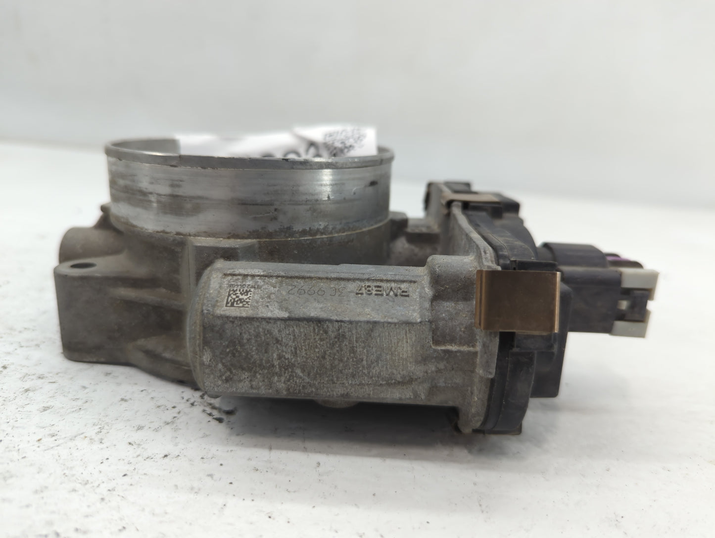 2009-2013 Chevrolet Silverado 1500 Throttle Body P/N:RME873C9992 Fits Fits 2009 2010 2011 2012 2013 2014 2015 OEM Used Auto 