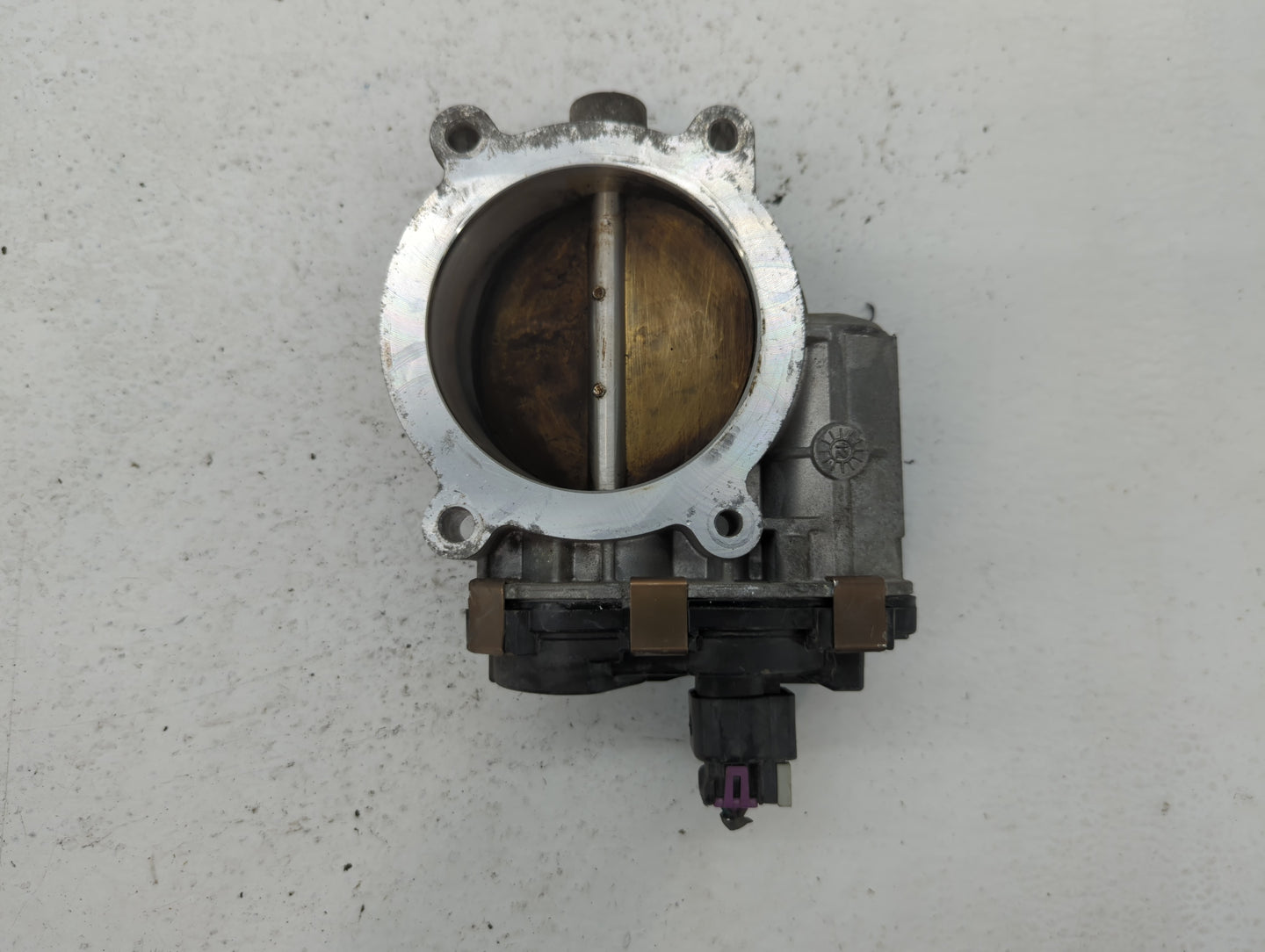 2009-2013 Chevrolet Silverado 1500 Throttle Body P/N:RME873C9992 Fits Fits 2009 2010 2011 2012 2013 2014 2015 OEM Used Auto 
