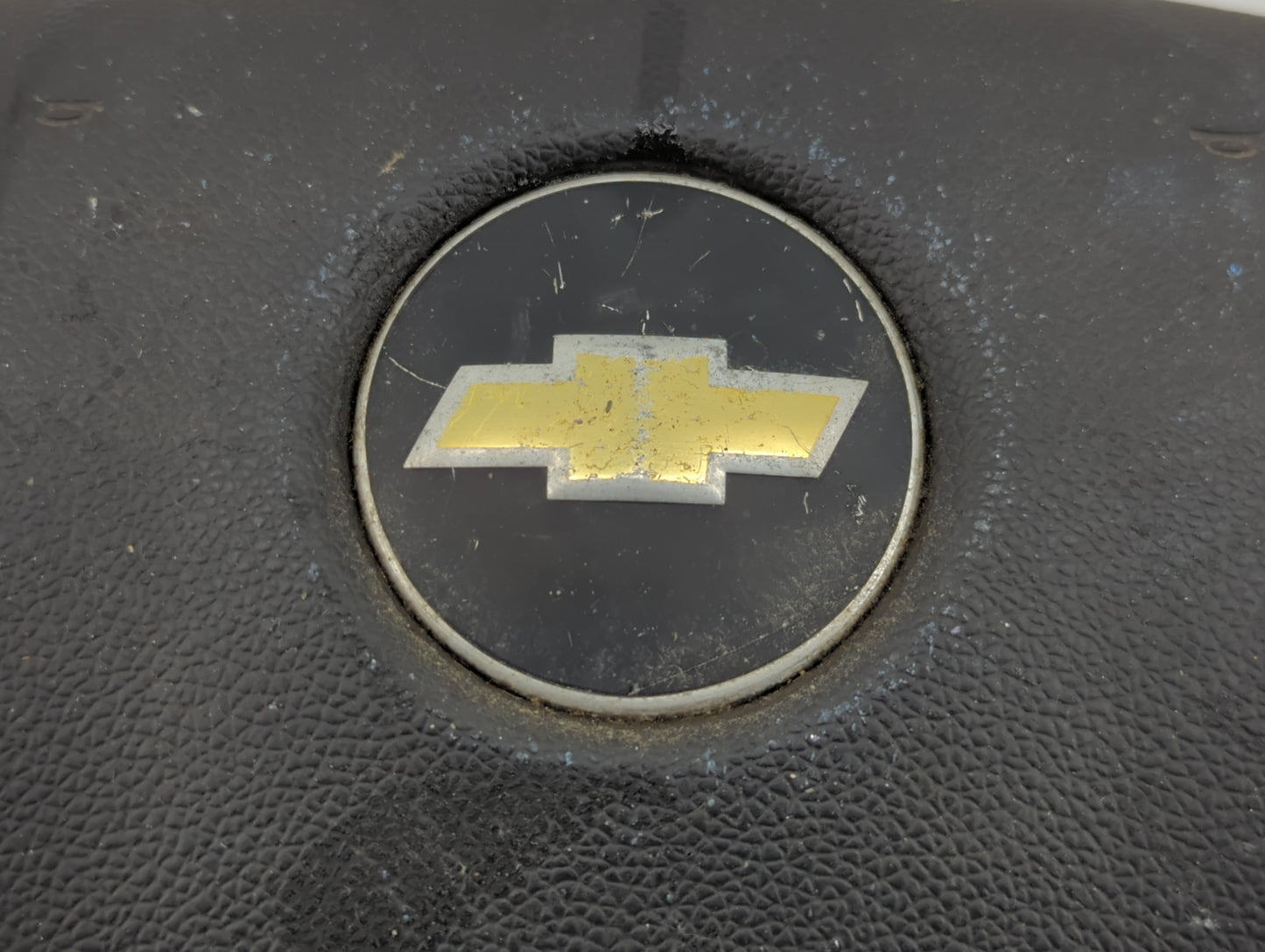 2011 Chevrolet Silverado 1500 Air Bag Driver Left Steering Wheel Mounted - Oemusedautoparts1.com