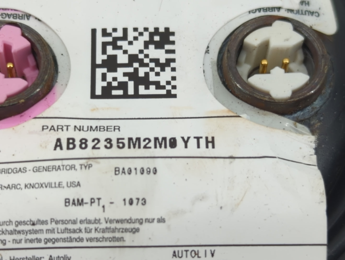 2011 Chevrolet Silverado 1500 Air Bag Driver Left Steering Wheel Mounted - Oemusedautoparts1.com