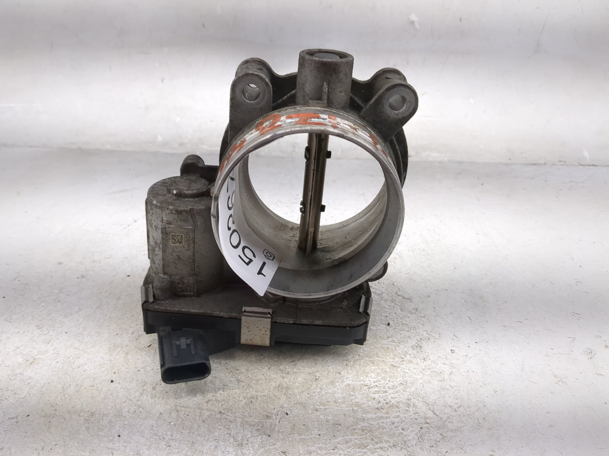 2011-2016 Chevrolet Silverado 2500 Throttle Body P/N:11070400526 RMA72-11 Fits Fits 2011 2012 2013 2014 2015 2016 OEM Used A