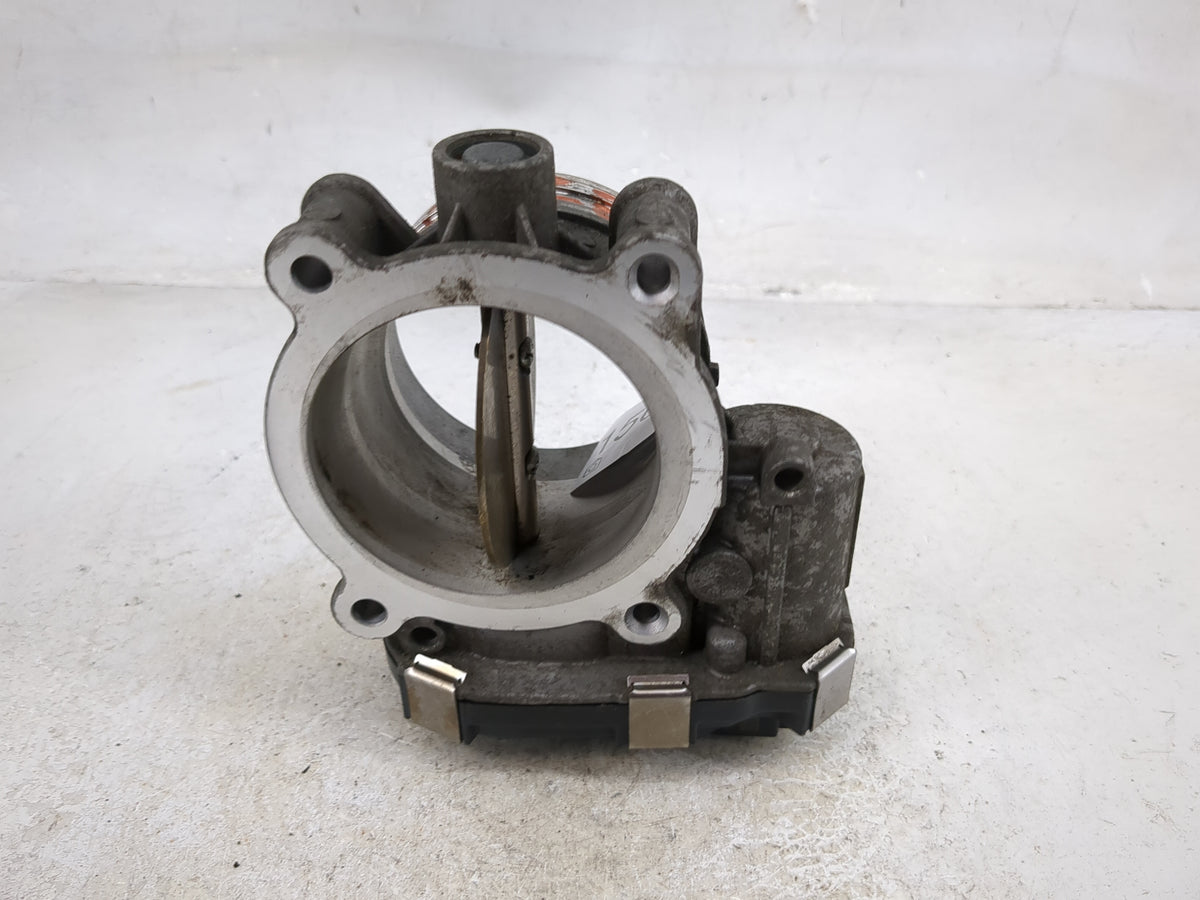 2011-2016 Chevrolet Silverado 2500 Throttle Body P/N:11070400526 RMA72-11 Fits Fits 2011 2012 2013 2014 2015 2016 OEM Used A