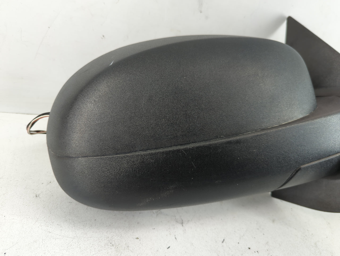 2007-2014 Chevrolet Silverado 2500 Passenger Side View Mirror - Right Door Mirror OEM Used - Oemusedautoparts1.com