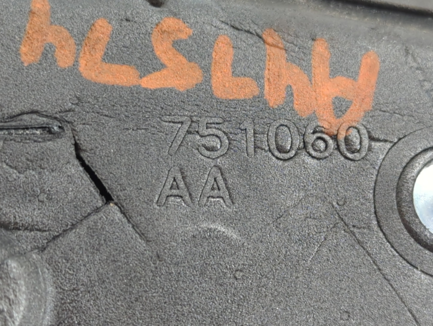 2007-2014 Chevrolet Silverado 2500 Passenger Side View Mirror - Right Door Mirror OEM Used - Oemusedautoparts1.com