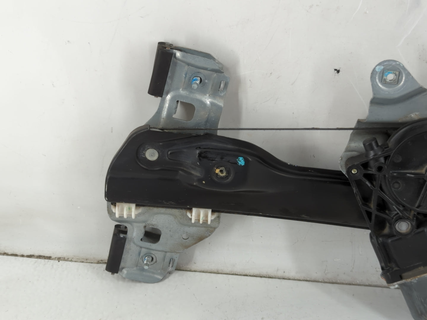 2012 Chevrolet Sonic Driver Left Front Window Regulator - Oemusedautoparts1.com