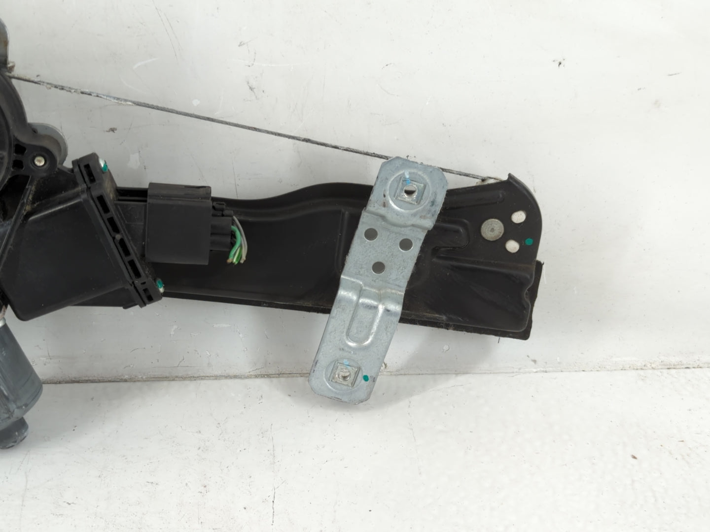 2012 Chevrolet Sonic Driver Left Front Window Regulator - Oemusedautoparts1.com