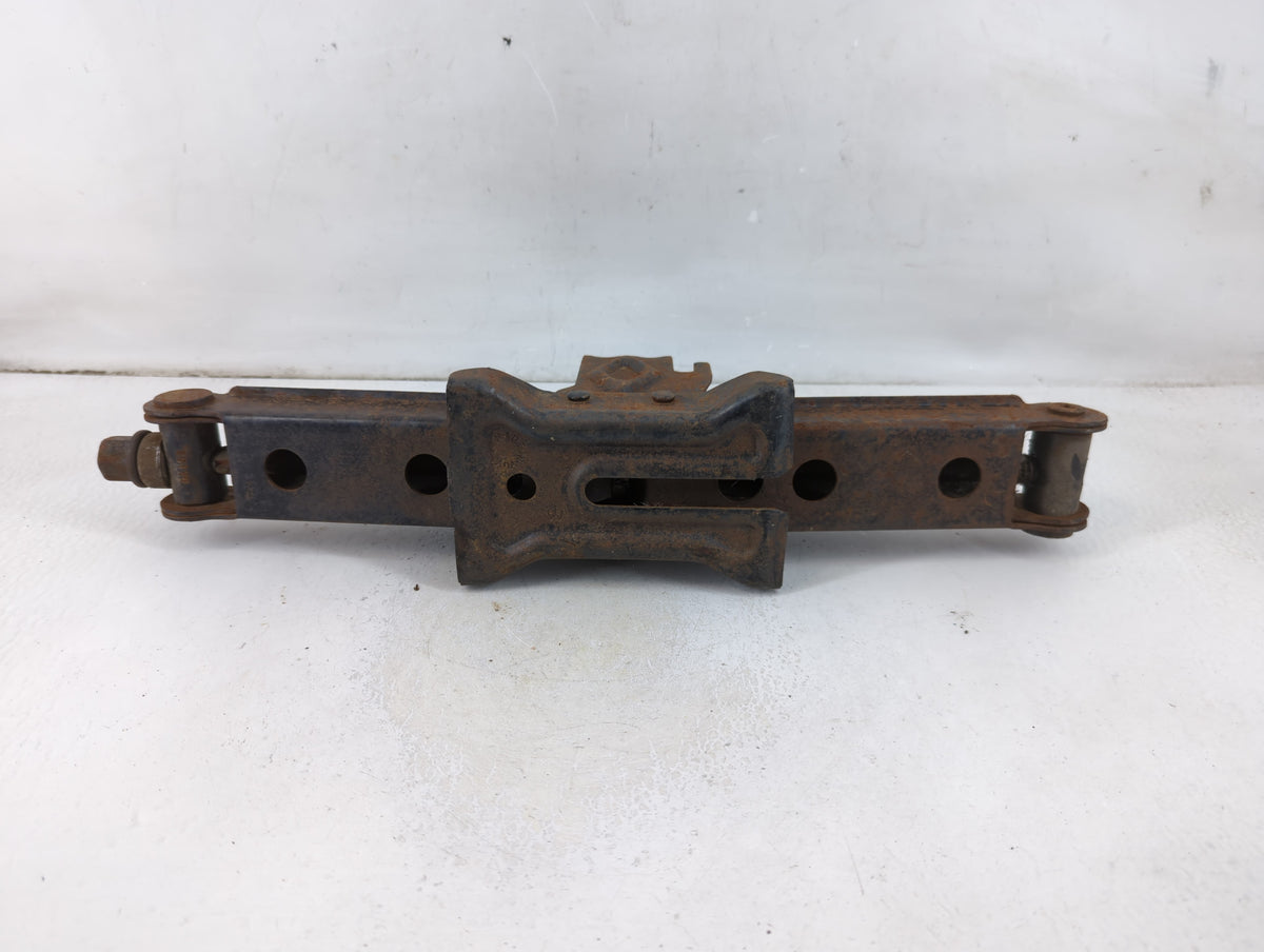 2012 Chevrolet Sonic Spare Scissor Car Jack 1035689 - Oemusedautoparts1.com