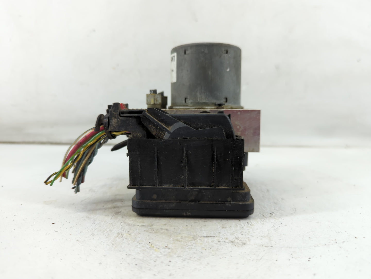 2012-2013 Chevrolet Sonic ABS Pump Control Module Replacement P/N:95173880 Fits Fits 2012 2013 OEM Used Auto Parts - Oemused