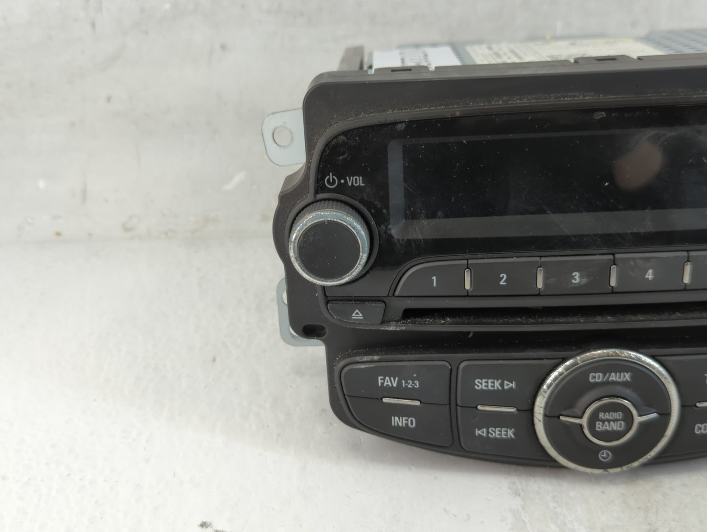 2012 Chevrolet Sonic Radio AM FM Cd Player Receiver Replacement P/N:95179057 Fits OEM Used Auto Parts - Oemusedautoparts1.co