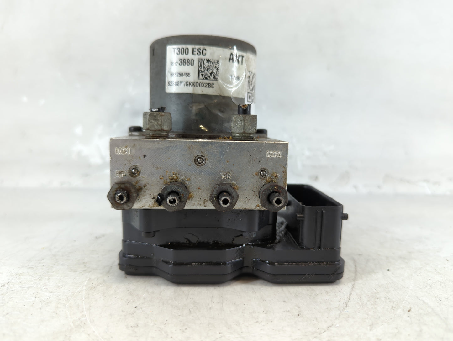 2012-2013 Chevrolet Sonic ABS Pump Control Module Replacement P/N:95173880 Fits Fits 2012 2013 OEM Used Auto Parts - Oemused