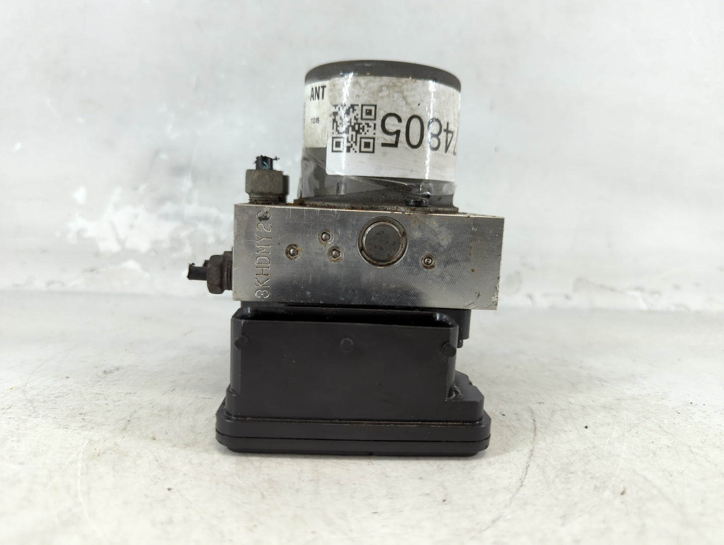 2012-2013 Chevrolet Sonic ABS Pump Control Module Replacement P/N:95173880 Fits Fits 2012 2013 OEM Used Auto Parts - Oemused