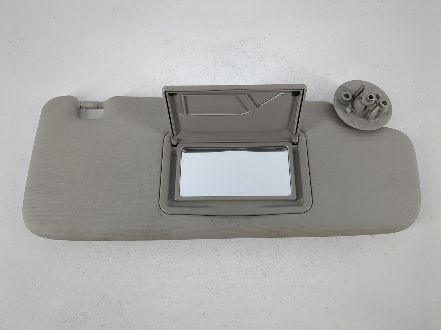 2012-2019 Chevrolet Sonic Sun Visor Shade Replacement Passenger Right Mirror Fits Fits 2012 2013 2014 2015 2016 2017 2018 20