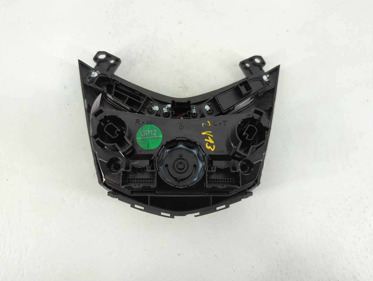 2012 Chevrolet Sonic Climate Control Module Temperature AC/Heater Replacement P/N:95466015 95466006, 95189629 Fits OEM Used 