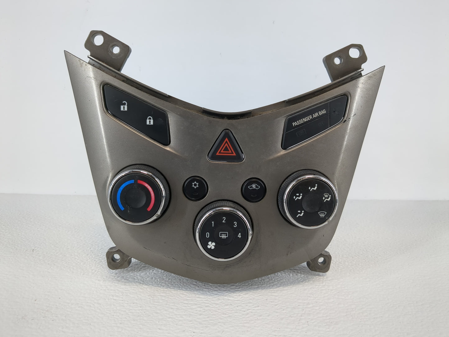 2012 Chevrolet Sonic Climate Control Module Temperature AC/Heater Replacement P/N:96892119 95466015, 95466006, 95189629 Fits