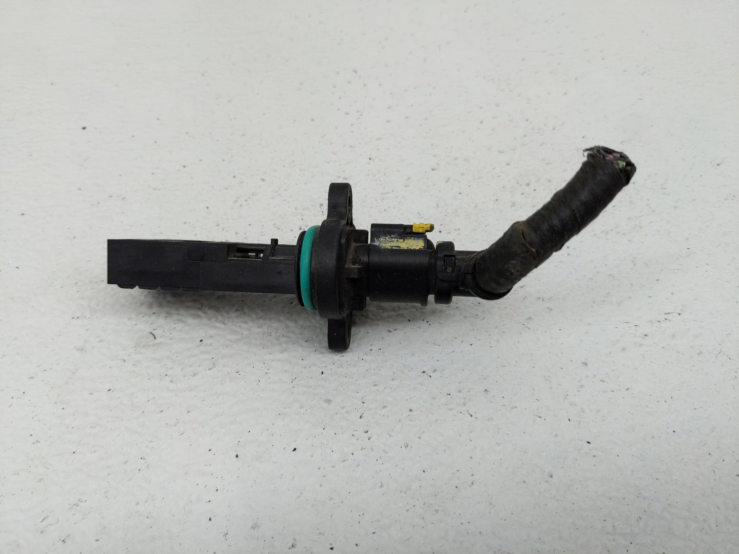 2012-2012 Chevrolet Sonic Mass Air Flow Meter Maf - Oemusedautoparts1.com